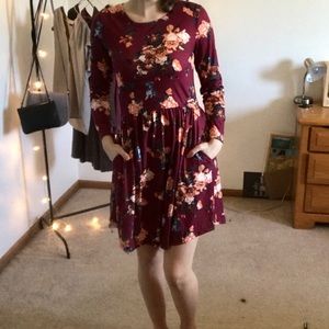 Women’s floral long sleeved dress